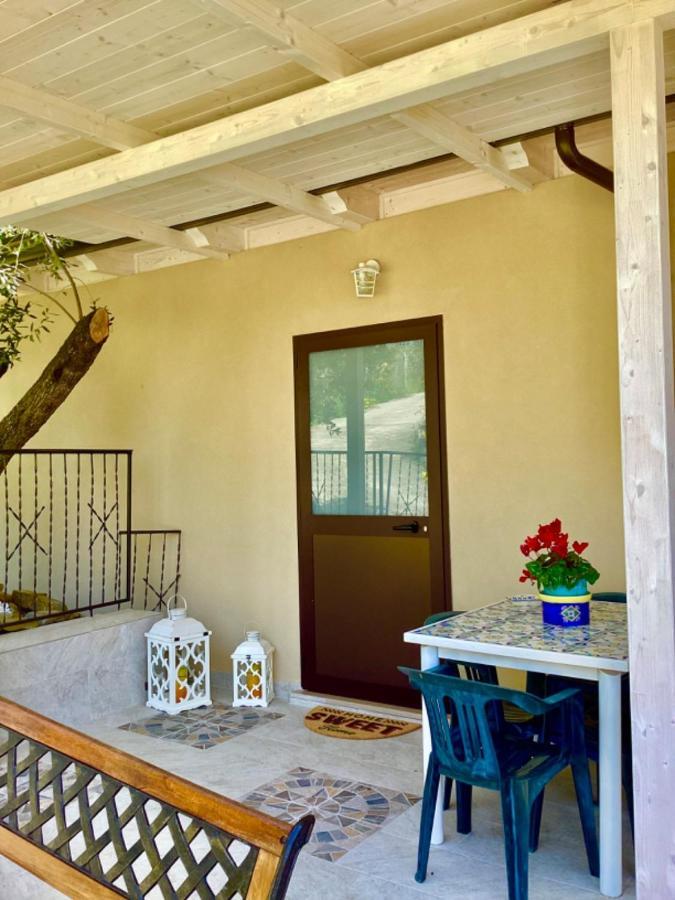 Chalet Del Girasole Castellabate Exterior foto